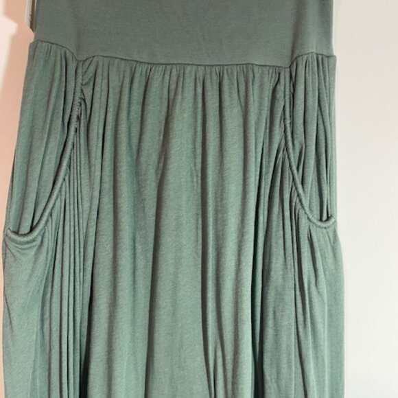 Garnet Hill Favorite Maxi Knit Skirt Brand NEW SAGE Medium - Picture 1 of 8